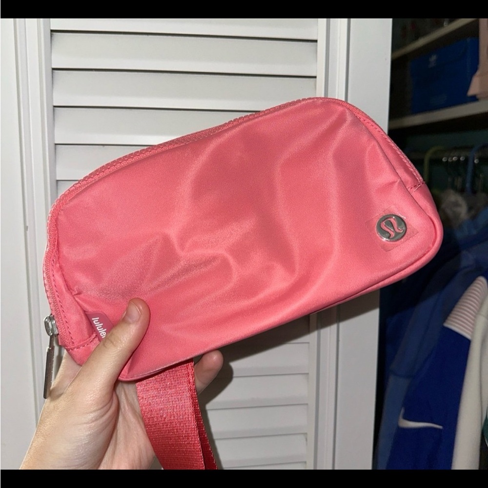 Lululemon Sakura Pink Everywhere Belt Bag